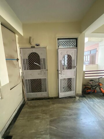 Room in 6 BHK Independent House at Rajendra Nagar Sector 3 – for Sale
