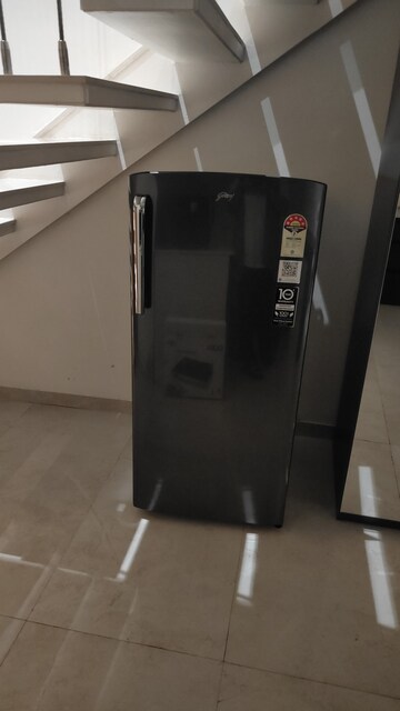 Furnished Amenities in Studio Apartment at M3M Sky Lofts, Sector 71 – for Rent