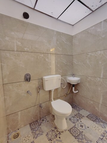 Bathroom in 5 BHK Apartment at Nahar F Residences, Balewadi – for Rent