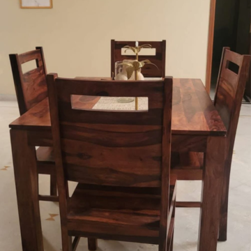 Living Room in 1.5 BHK Builder Floor at Greater Kailash I – for Rent