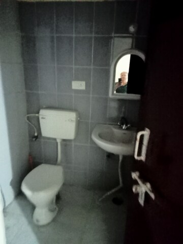 Bathroom in 3 BHK Apartment at Alaknanda Apartment Gomti Nagar, Gomti Nagar – for Rent