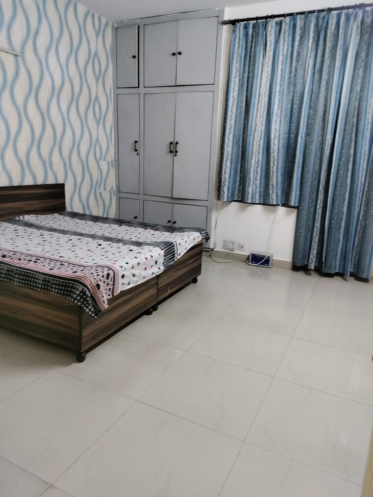 Bedroom, royal-arcade-anand-vihar 4 Bedroom 100 Sq.Yd. Villa In Anand Vihar Ghaziabad 8762438