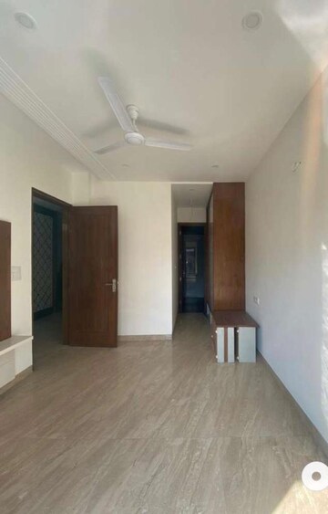 Room in 3 BHK Independent House at Sector 38 – for Rent
