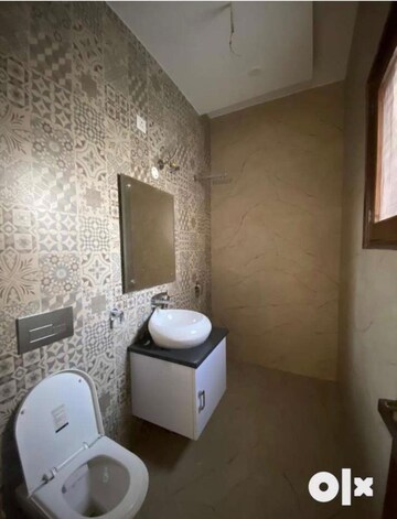 Bathroom in 3 BHK Independent House at Sector 38 – for Rent