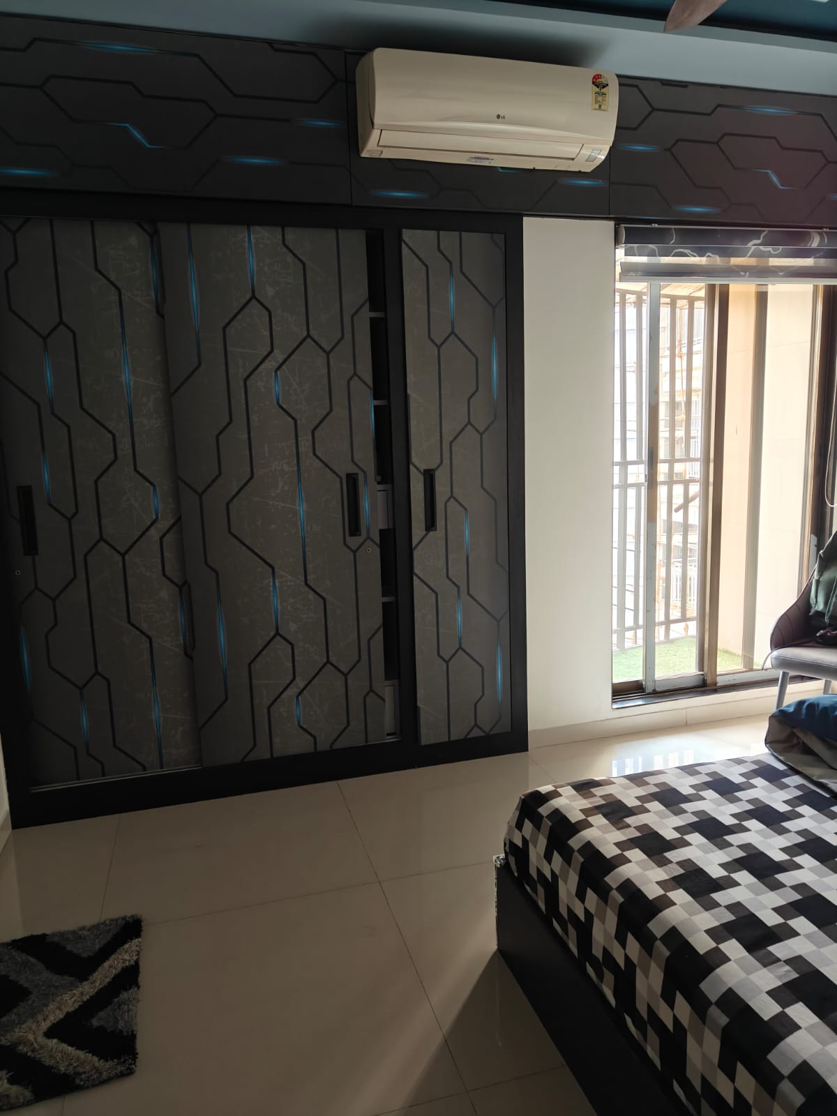 2 BHK + Extra Room Apartment For Rent in Vartak Nagar