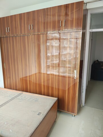 Room in 2 BHK Apartment at Breez Global Heights, Sohna Sector 33 – for Sale