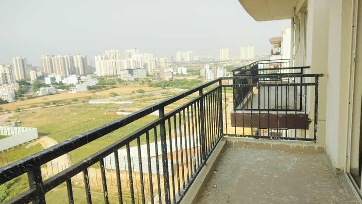 Balcony, rof-aalayas-phase-2 3 Bedroom 864 Sq.Ft. Apartment In Sector 102 Gurgaon 8762494