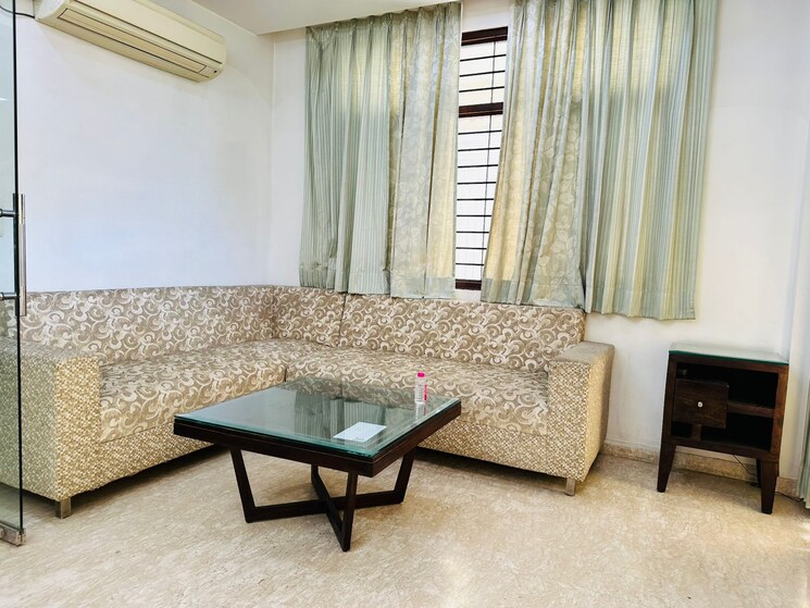 Master Bedroom, bajaj nagar 5 Bedroom 3500 Sq.Ft. Villa In Bajaj Nagar Jaipur 8762518