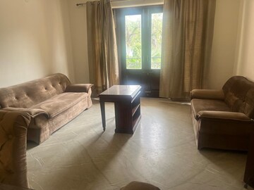 Living Room in 3 BHK Builder Floor at RWA Apartments Sector 51, Sector 51 – for Rent