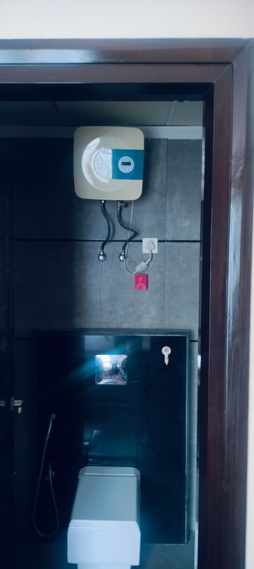 Bathroom in 4 BHK Apartment at C Scheme – for Rent
