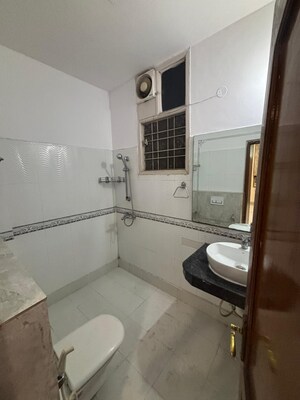 Bathroom in 4 BHK Apartment at DLF Belvedere Towers, Sector 24 – for Sale