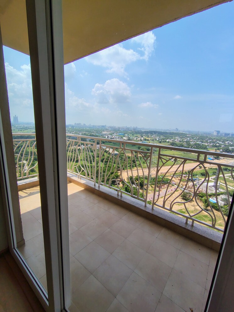 Balcony, m3m-heights 3 Bedroom 2054 Sq.Ft. Apartment In Sector 65 Gurgaon 8762592
