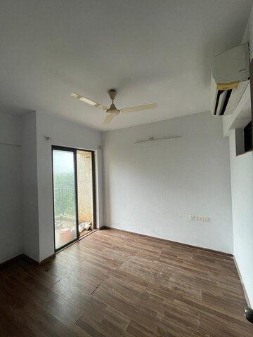 Master Bedroom in 2 BHK Apartment at Lodha Palava Downtown, Dombivli East – for Sale