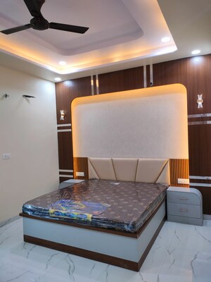 Bedroom in 5 BHK Villa at Kalwar Road – for Sale