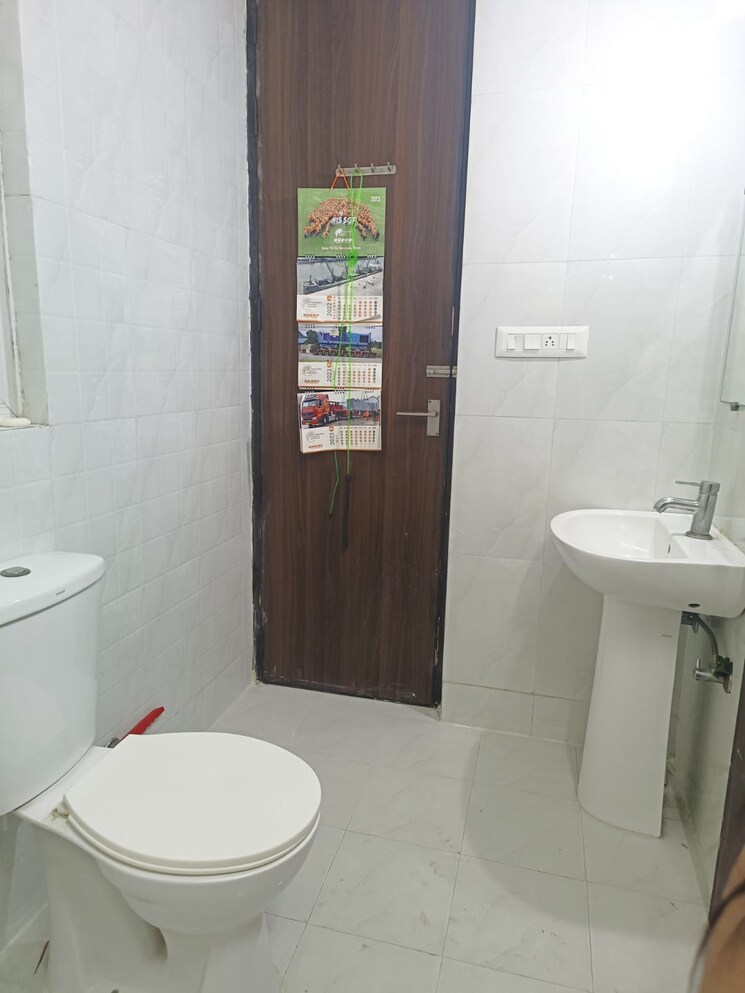 Bathroom, hawelia-valenova-park 3 Bedroom 1475 Sq.Ft. Apartment In Tech Zone 4 Greater Noida Greater Noida 8762691