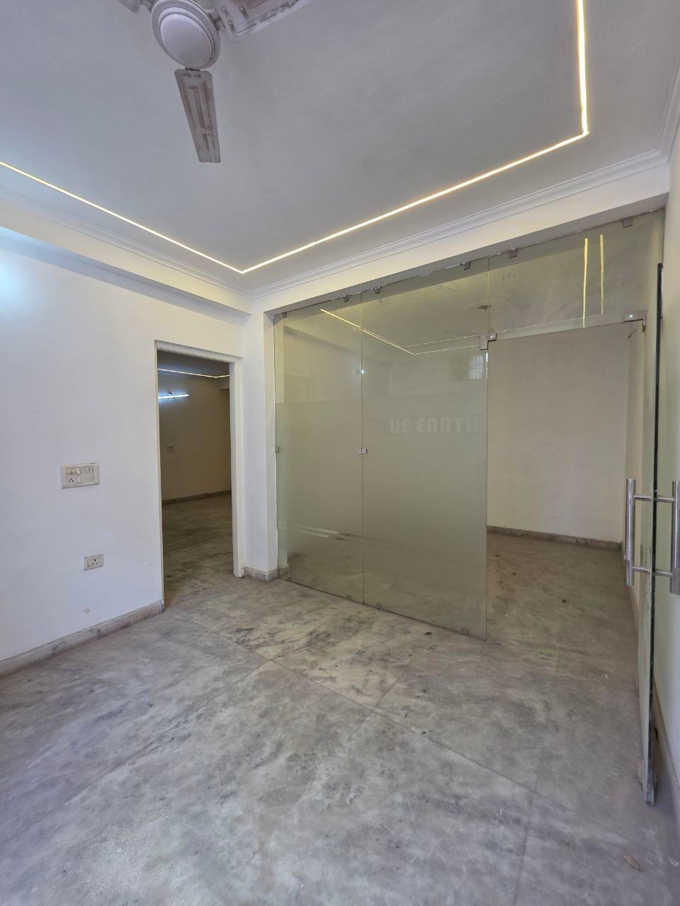 3 BHK + Pooja Room,Servant Room Builder Floor For Rent in Green Fields Colony