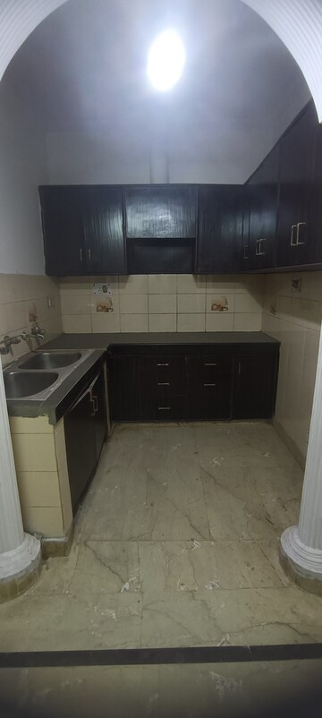 Kitchen in 2.5 BHK Builder Floor at Ashok Nagar – for Rent
