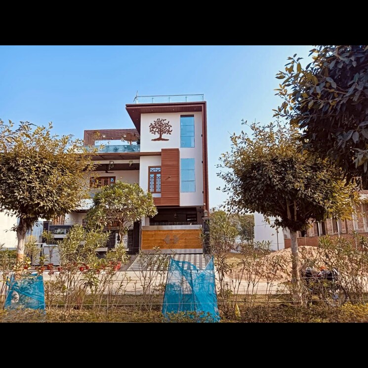 Swimming Pool, dlf-garden-city  2244 Sq.Ft. Plot In Purseni Lucknow 8762873