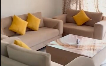 Living Room in 2 BHK Builder Floor at Sector 70 – for Rent