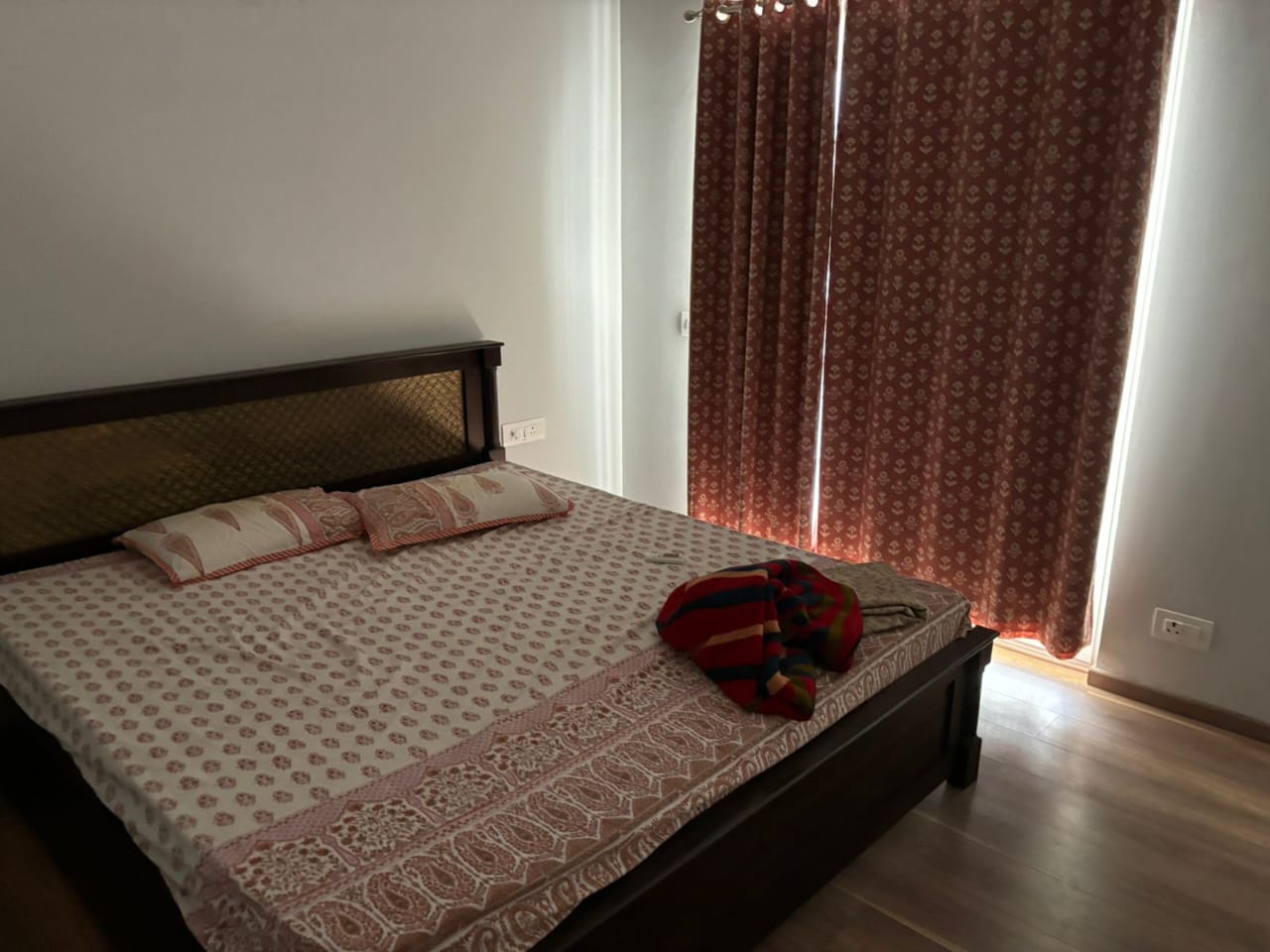 1.5 BHK + Study Room Apartment For Rent in Signature The Serenas