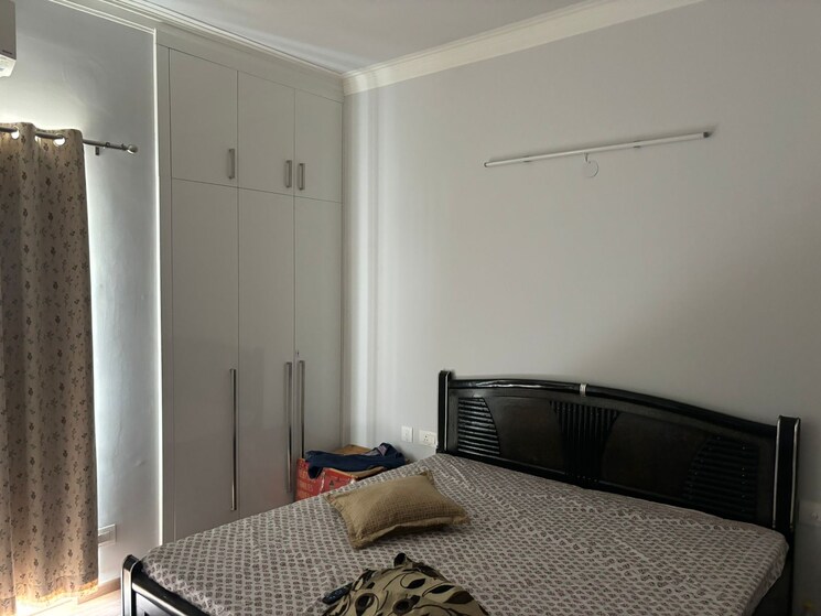 Living Room, signature-the-serenas 1.5 Bedroom 488 Sq.Ft. Apartment In Sohna Sector 36 Gurgaon 8762747