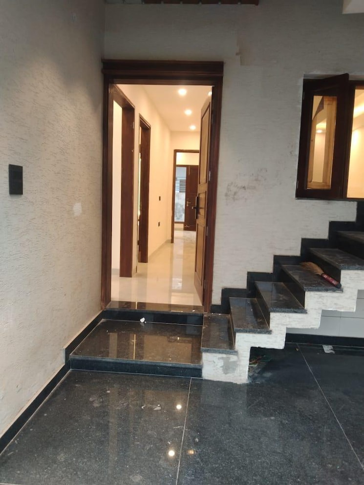 undefined, aerocity 6 Bedroom 2000 Sq.Ft. Independent House In Aerocity Mohali 8762811