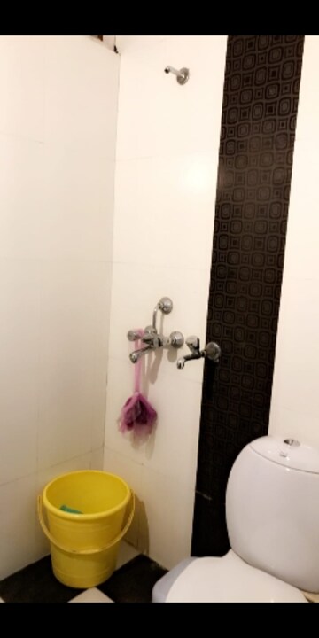 Bathroom in 2 BHK Builder Floor at Sector 22 – for Rent