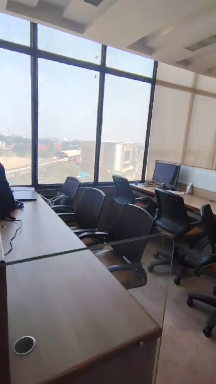 Team Area, bestfield Commercial Office Space 800 Sq.Ft. In Netaji Subhash Place Delhi 8762825