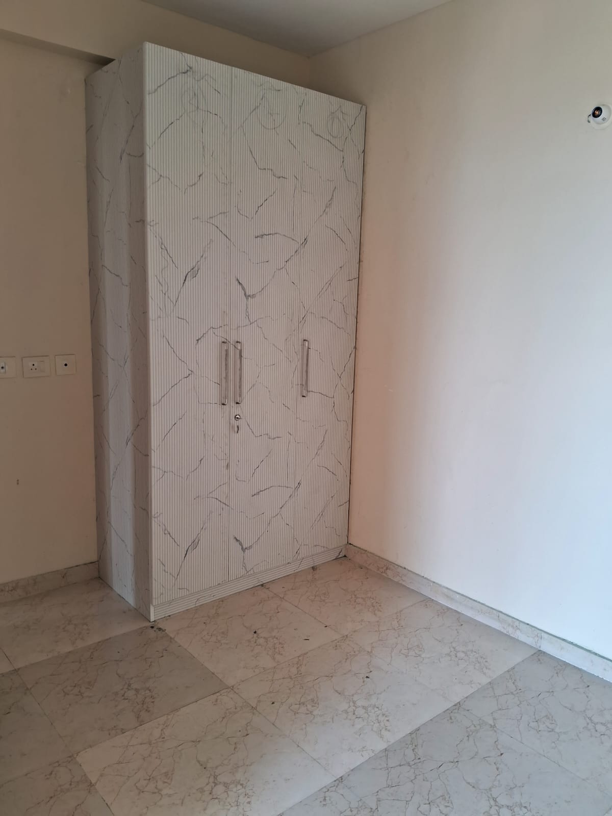 2 BHK 1100 Sq.Ft. Apartment in MRG The Balcony