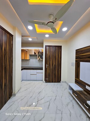 Kitchen in 1.5 BHK Builder Floor at SA HOMES I, Uttam Nagar – for Sale