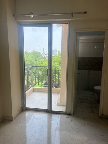 2 BHK Apartment For Rent in MRG The Balcony, Sector 93