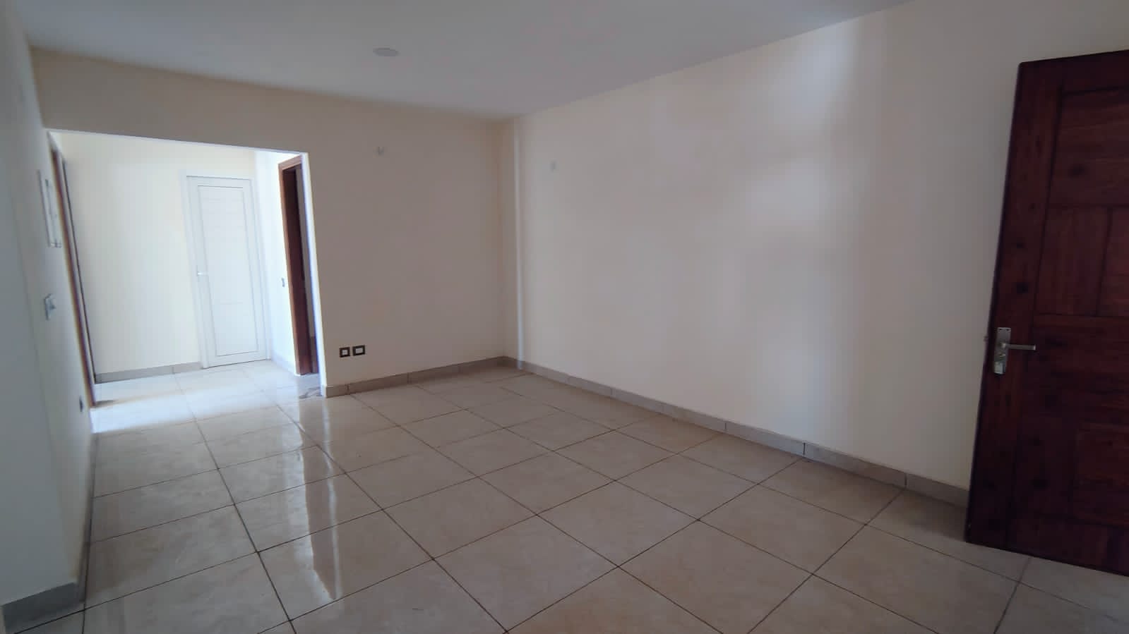 2 BHK + Servant Room 1200 Sq.Ft. Apartment in Windlass River Valley