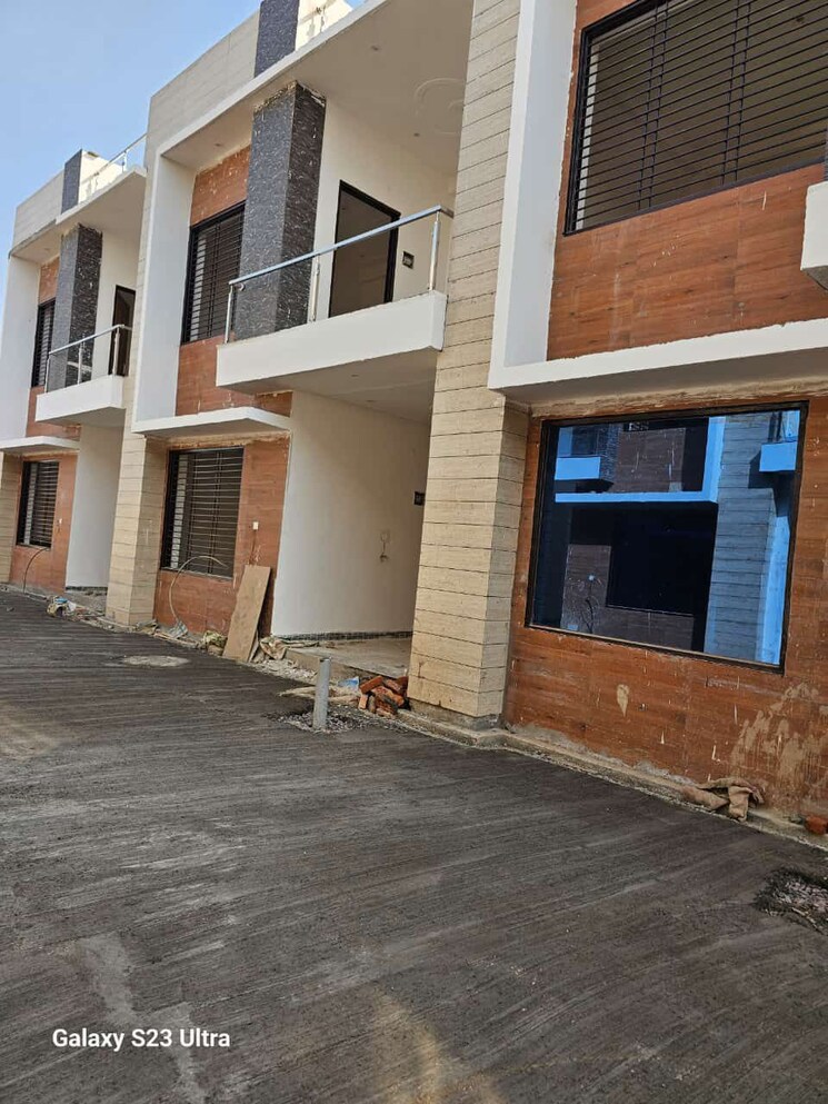 Exterior View, arv-park 2 Bedroom 950 Sq.Ft. Apartment In Sector 63 Noida 8762955