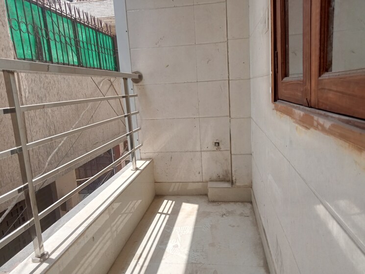 Balcony, palam colony 3 Bedroom 900 Sq.Ft. Builder Floor In Palam Colony Delhi 8762969