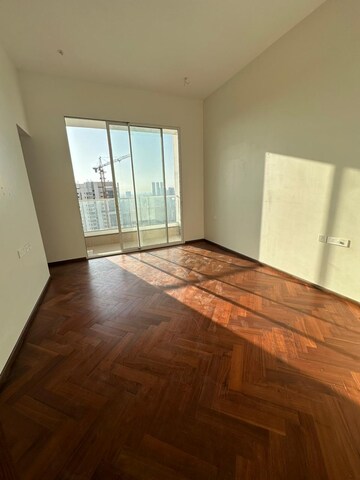 Bedroom in 2 BHK Apartment at Omkar Alta Monte, Malad East – for Rent