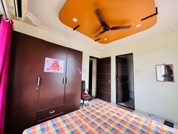 Bedroom in 2 BHK Apartment at Kwality Vrindavan Heights, Hadapsar – for Rent