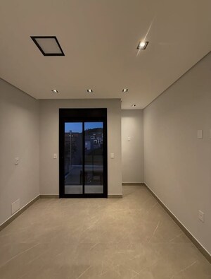 Bedroom in 2.5 BHK Builder Floor at Sector 33 – for Sale