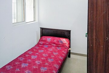 Room in  Pg at Kasarvadavali – for Rent