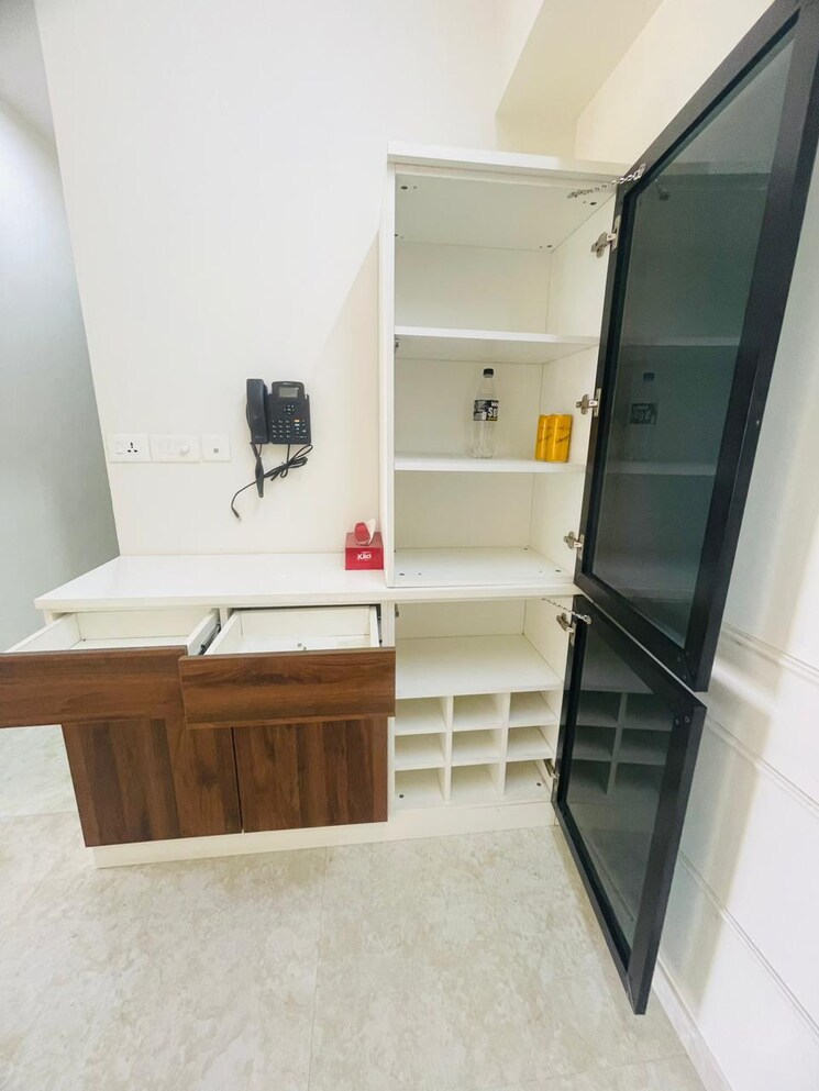 Kitchen, lodha-amara 2 Bedroom 679 Sq.Ft. Apartment In Kolshet Road Thane 8763011