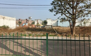 Plot For Sale in Kalindi Kunj