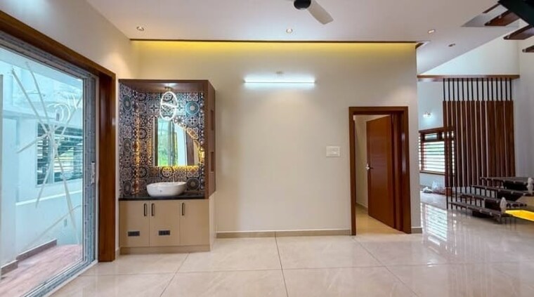 Room, sector 30 2.5 Bedroom 2205 Sq.Ft. Builder Floor In Sector 30 Faridabad 8763050