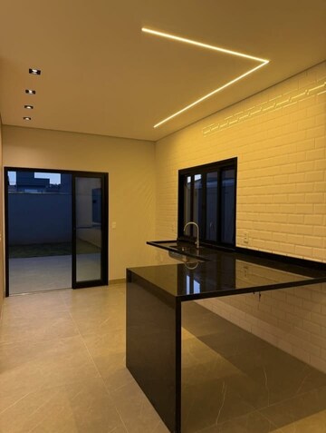 Room in 2.5 BHK Builder Floor at Sector 34 – for Rent