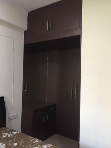 Furnished Amenities in 3 BHK Apartment at Gaur City 6th Avenue, Sector 4 Greater Noida – for Rent