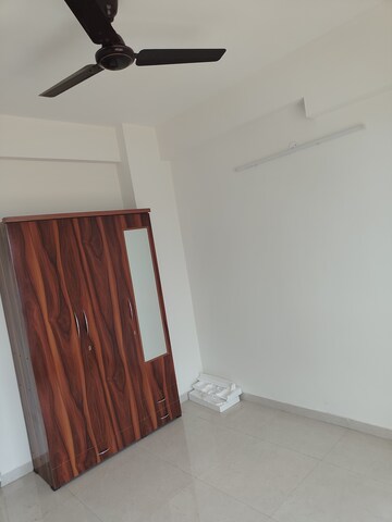 Furnished Amenities in 2 BHK Apartment at Signature The Millennia 2, Sector 37d – for Rent