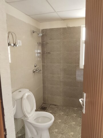 Master Bedroom in 3 BHK Apartment at Amrapali Terrace Homes, Tech Zone 4 Greater Noida – for Rent