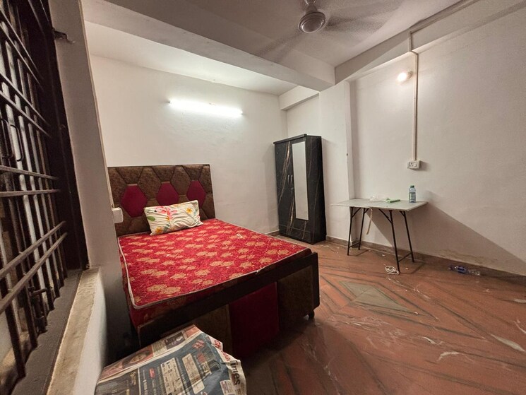 Bedroom, saket 1 RK 350 Sq.Ft. Builder Floor In Saket Delhi 8763102