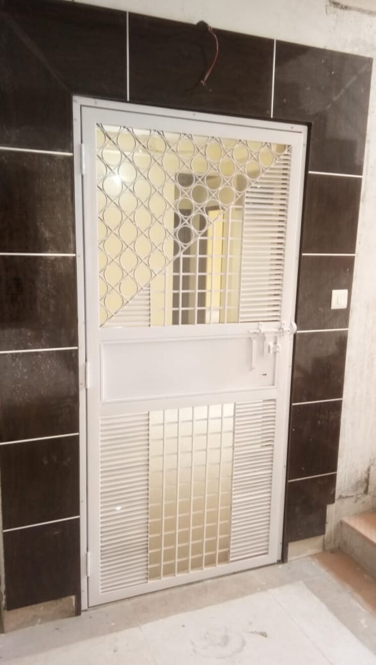 Bathroom, anthem-french-apartment 2.5 Bedroom 1150 Sq.Ft. Apartment In Sector 16b Greater Noida Greater Noida 8763133