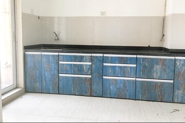 Furnished Amenities in  Pg at Kasarvadavali – for Rent