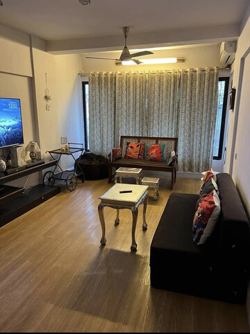 1 BHK Apartment For Rent in Andheri West