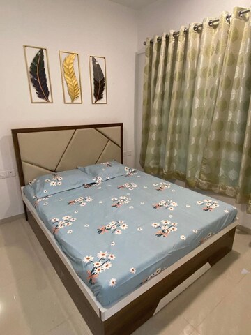 Bedroom in 2 BHK Apartment at Andheri West – for Rent
